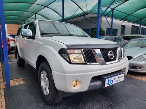 Nissan Navara 2.5 dCi Double Cab XE 4X4