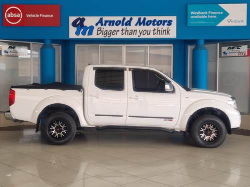 Nissan Navara 2.5 dCi Double Cab XE