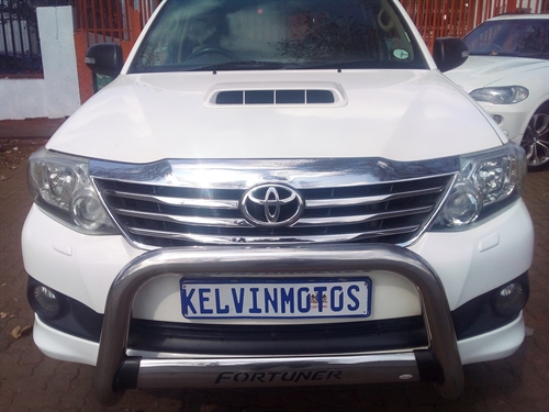 Toyota Fortuner II 3.0 D-4D 4X4 Auto