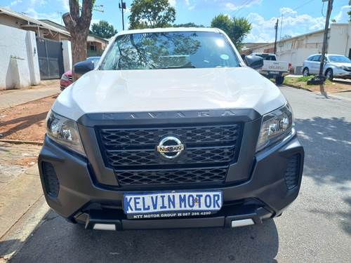 Nissan Navara 2.5 DDTi SE