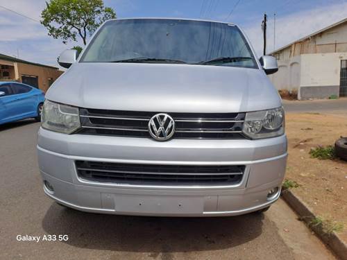 Volkswagen (VW) Caravelle 2.0 BiTDi (132 kW) DSG