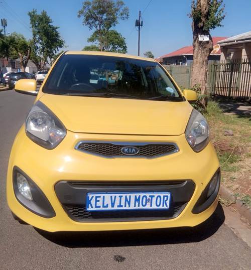 Kia Picanto 1.0 LX Striker