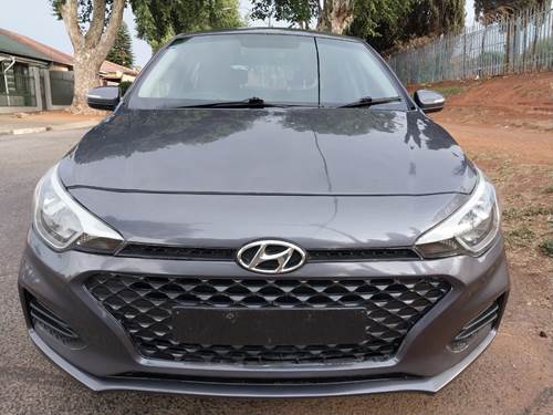 Hyundai i20 1.4 (74 kW) Active