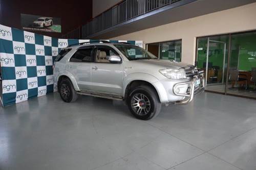 Toyota Fortuner III 3.0 D-4D 4x4