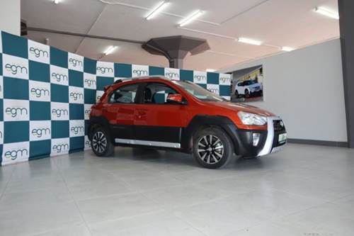 Toyota Etios Cross 1.5 Xs Hatch