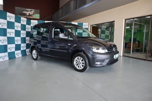 Volkswagen (VW) Caddy4 1.6i Crewbus (7 Seater)