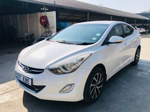 Hyundai Elantra 1.6 Premium