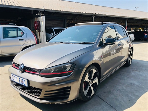 Volkswagen (VW) Golf 7 GTi 2.0 TSi DSG