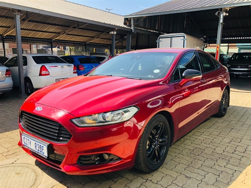 Ford Fusion 2.0 Ecobooste Titanium Auto 