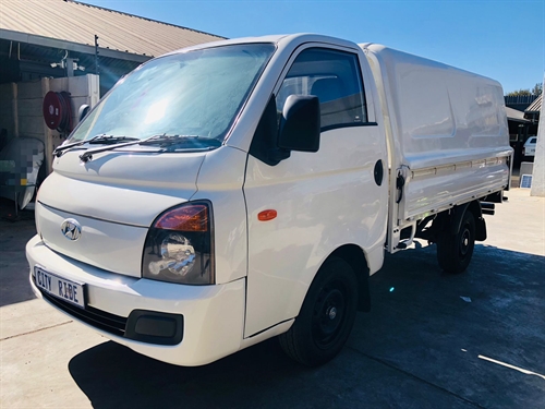 Hyundai H100 2.6 D Euro II Chassis Cab