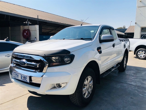 Ford Ranger VII 3.2 TDCi XLS Hi-Rider Super Cab 4X2