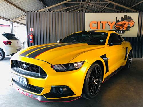 Ford Mustang Bullitt 5.0 GT