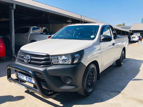 Toyota Hilux ( II) 2.0 VVTi Single Cab