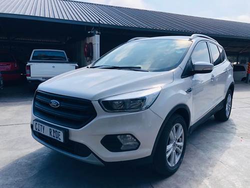 Ford Kuga 1.5 EcoBoost Ambiente Auto