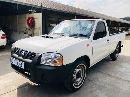 Nissan Hardbody NP300 2.5 TDi LWB Single Cab