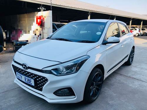 Hyundai i20 1.4 (74 kW) Active