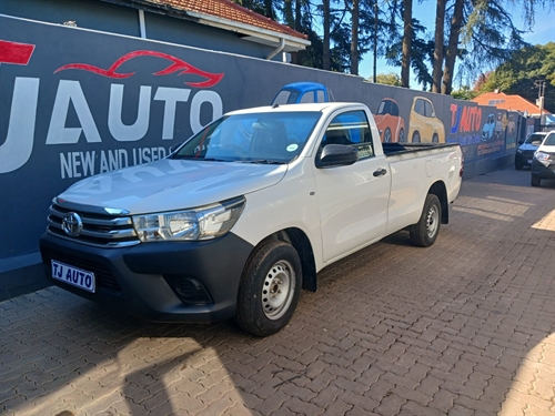 Toyota Hilux 2.4 GD Aircon Single Cab
