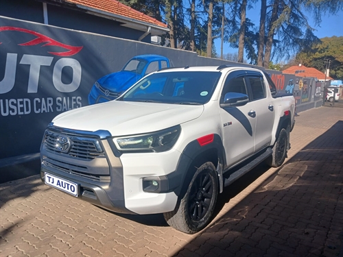 Toyota Hilux 2.8 GD-6 Double Cab Auto 