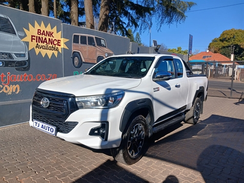 Toyota Hilux 2.8 GD-6 RB Legend Extra Cab