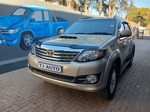 Toyota Fortuner II 3.0 D-4D Raised Body Auto