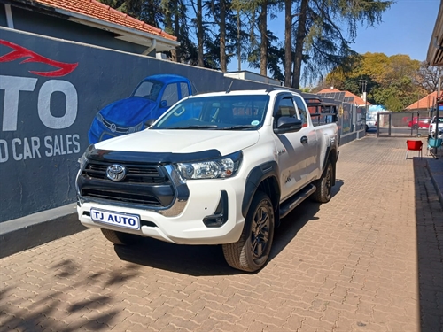 Toyota Hilux 2.4 GD-6 RB Raider Extra Cab Auto