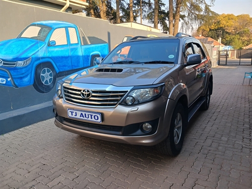 Toyota Fortuner I 3.0 D-4D Raised Body