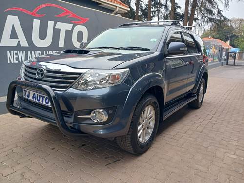 Toyota Fortuner III 3.0 D-4D Raised Body Auto