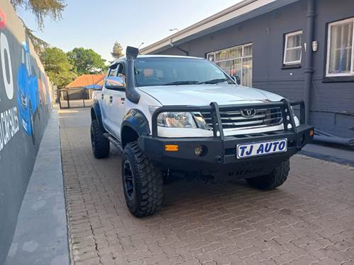 Toyota Hilux 4.0 V6 VVTi Raider Double Cab 4X4 Auto