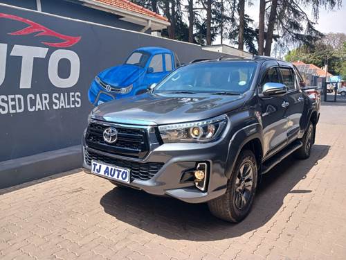 Toyota Hilux 2.8 GD-6 Raider Raised Body Double Cab Auto 4x4  