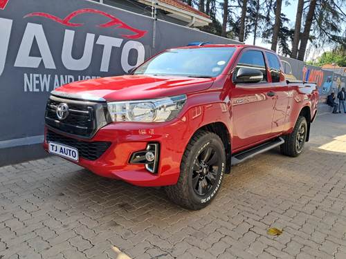 Toyota Hilux 2.4 GD-6 RB SRX Extra Cab 