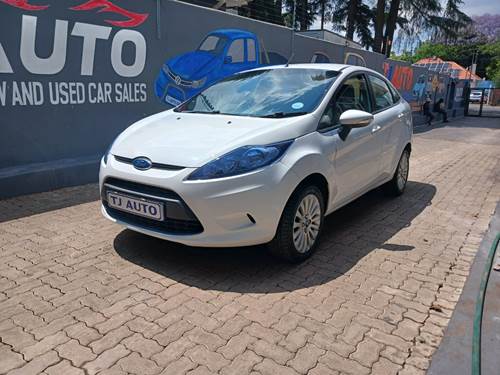 Ford Fiesta 1.6 Ambiente Sedan