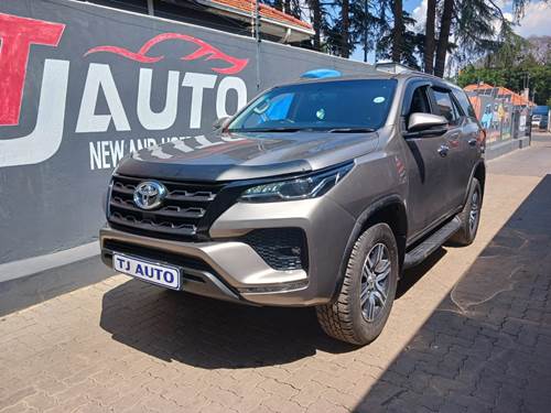 Toyota Fortuner IV 2.4 GD-6 Raised Body Auto