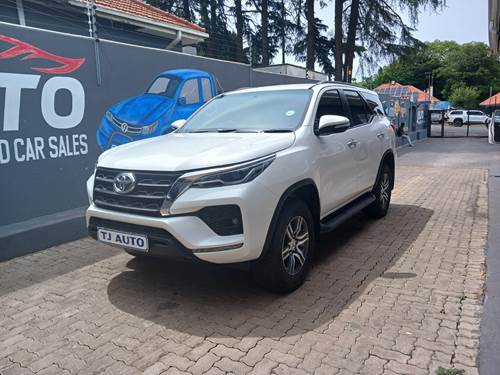 Toyota Fortuner IV 2.4 GD-6 4x4 Auto