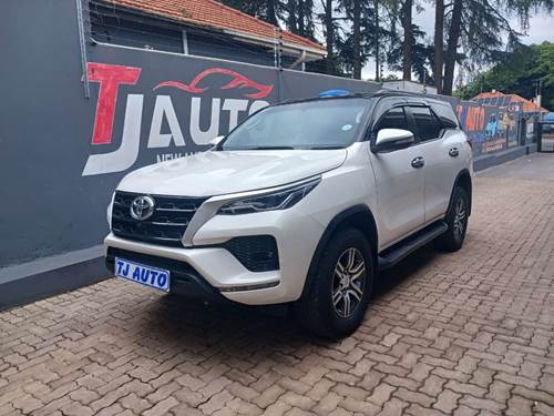 Toyota Fortuner IV 2.4 GD-6 Raised Body Auto