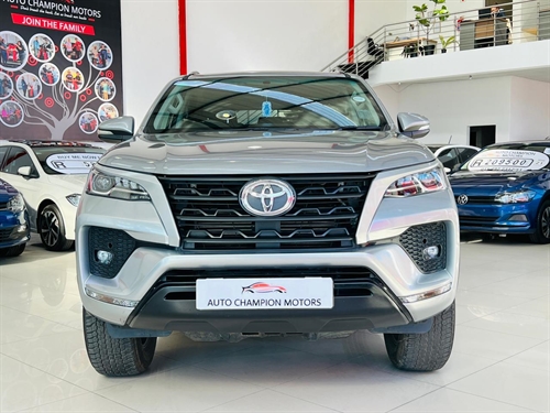 Toyota Fortuner IV 2.8 GD-6 4X4 Auto