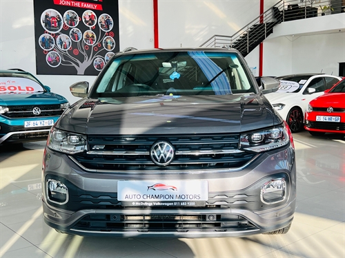 Volkswagen (VW) T-Cross 1.5 TSI R-LIne DSG