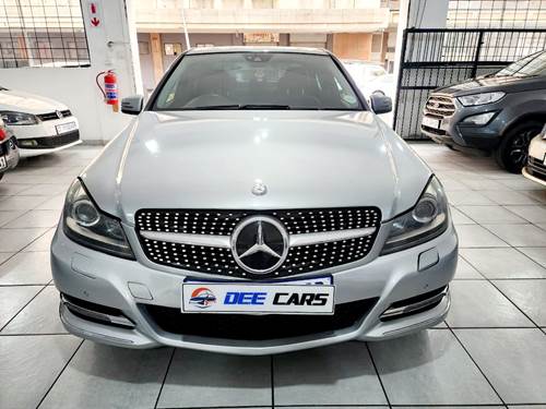 Mercedes Benz C 180 Blue Efficiency Avantgarde 7G-Tronic Plus