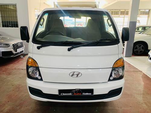 Hyundai H100 2.6 D Euro II Dropside Aircon