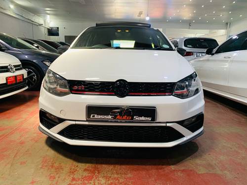 Volkswagen (VW) Polo GTi 1.8 TSi DSG