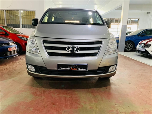 Hyundai H1 2.5 CRDi 3 Seater Panel Van with A/C Auto