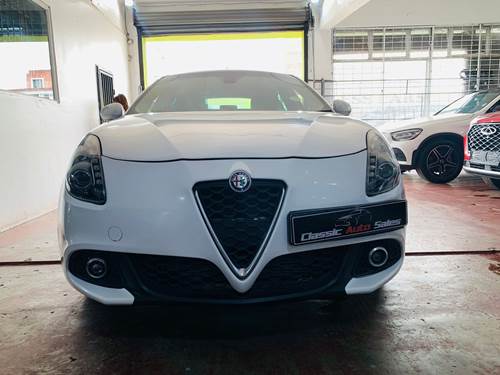 Alfa Romeo Giulietta 1.4T Base TCT 5 Door