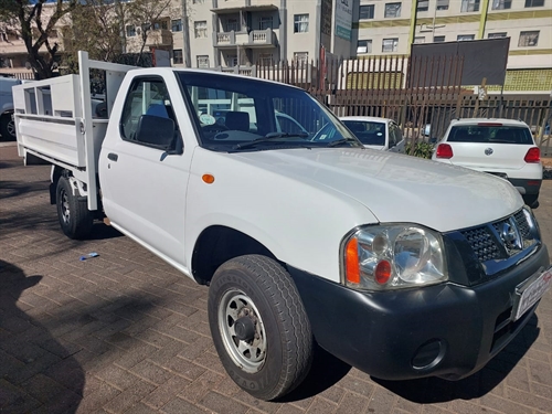 Nissan Hardbody NP300 2.0i LWB Single Cab