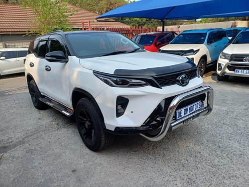 Toyota Fortuner 2.8 GD-6 VX Auto (MHEV)