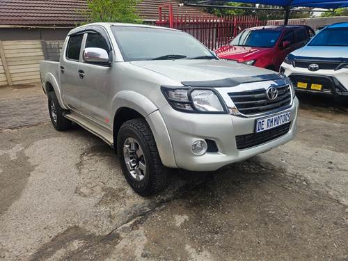 Toyota Hilux (Mark II) 2.7 VVTi Raider R/B Double Cab