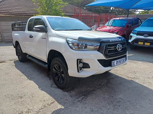 Toyota Hilux 2.4 GD-6 RB SRX Extra Cab 