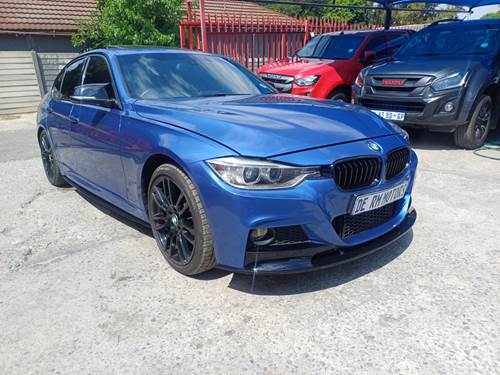 BMW 320i (F30)