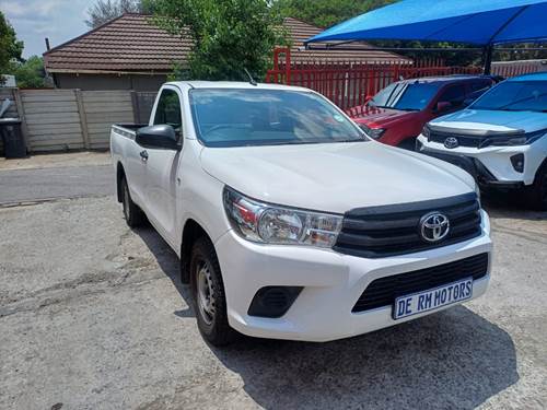 Toyota Hilux 2.4 GD Aircon Single Cab