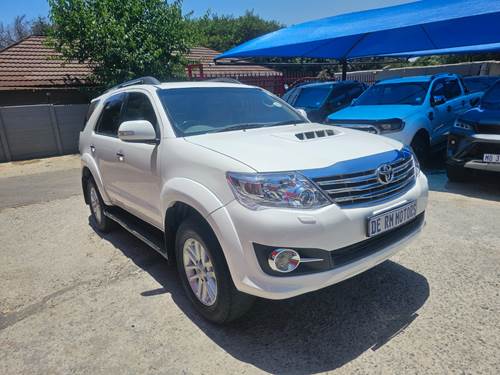 Toyota Fortuner III 3.0 D-4D 4x4 Auto