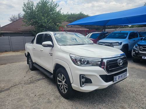 Toyota Hilux 2.8 GD-6 Double Cab Auto 