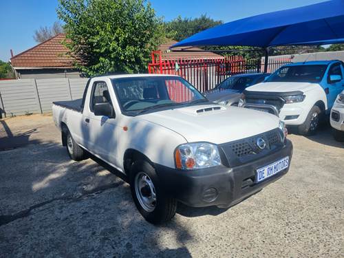 Nissan Hardbody NP300 2.5 TDi LWB Single Cab